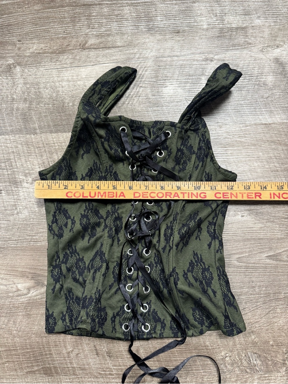 Thorn & Fable by Hot Topic Green & Black Lace
Corset Top size Small - Picture 5 of 7